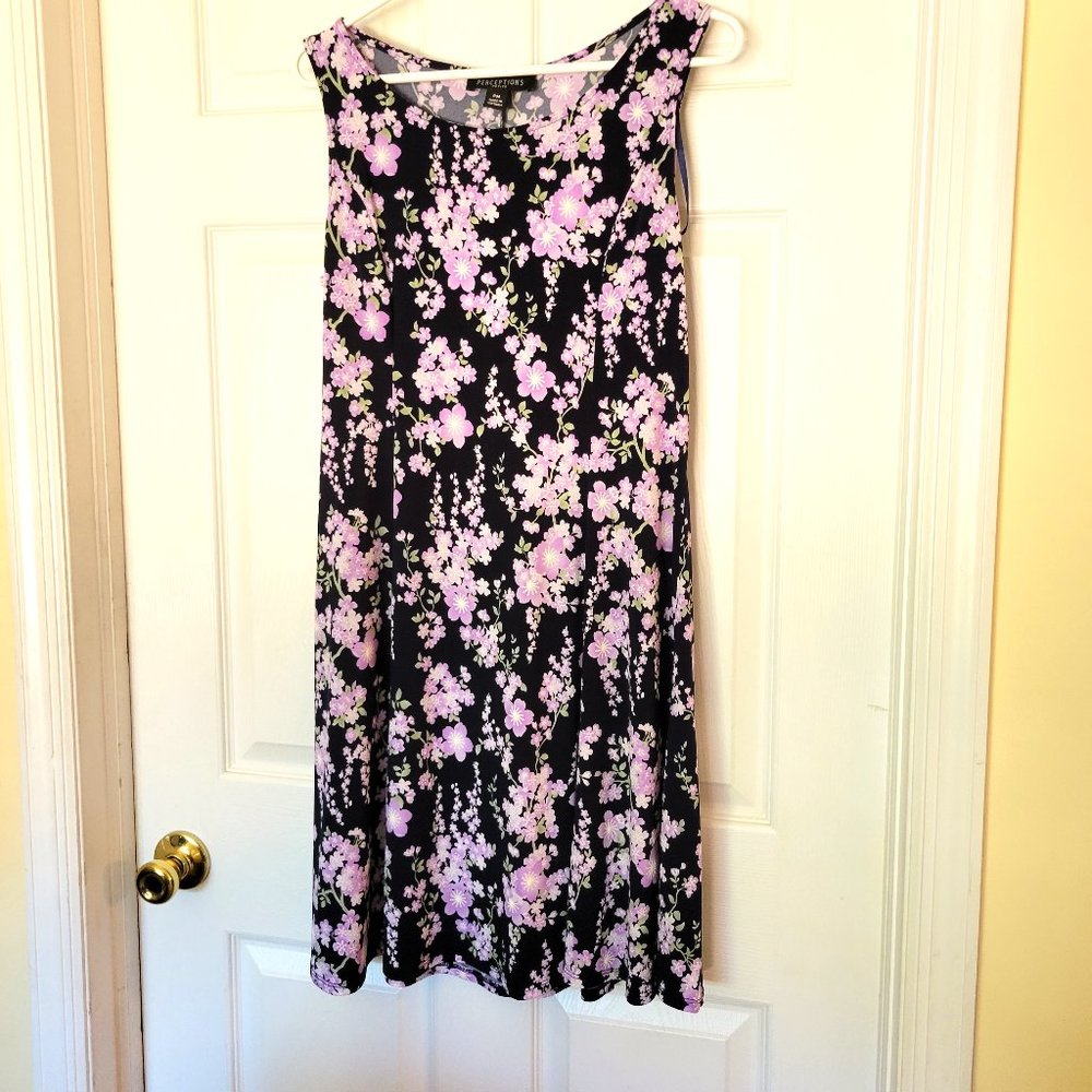 Perceptions Petite black/lilac/green swing dress, size petite medium